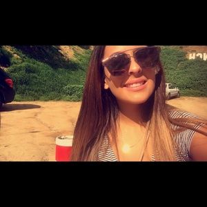 Meet your Posher, Karla